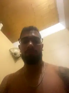 Snapshot of misteriosoa351 chatting on October 14, 12:28 am misteriosoa351 online show from October 14, 12:28 am