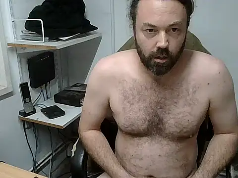 rogerevenmore online show from December 15, 5:43 pm