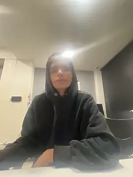 derek devil24 online show from November 29, 9:55 am