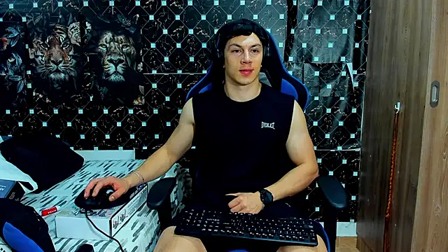 javiersexymann online show from March 31, 4:36 am