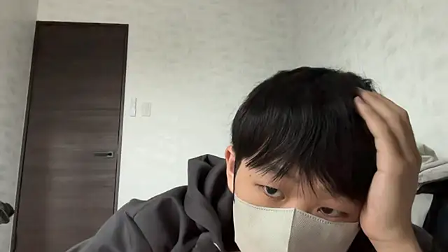 Snapshot of akkan_6868 chatting on October 31, 6:15 am akkan 6868 online show from October 31, 6:15 am