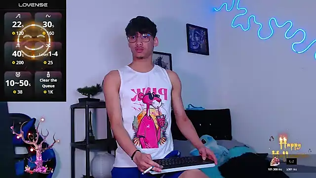 Gael Jones online show from October 20, 4:05 am