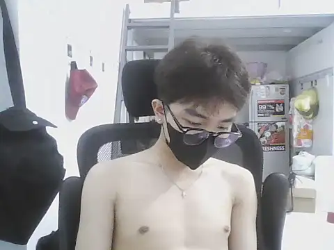 Nguyen07 x11 online show from July 26, 2:47 pm