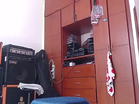 Diego  Barbarie   online show from December 14, 3:52 pm