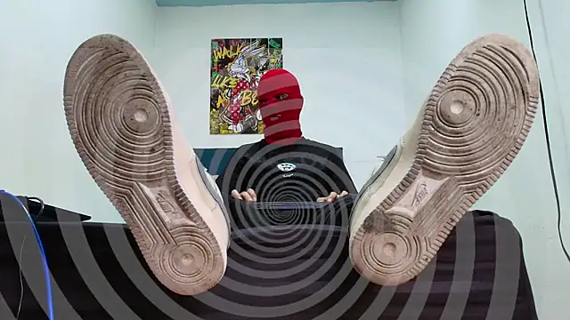 Warmteam777 online show from November 17, 9:18 pm