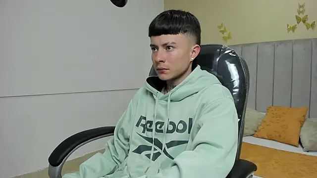 Nascary Fox online show from January 16, 4:59 am