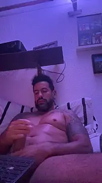 Negritosw online show from December 16, 7:04 am