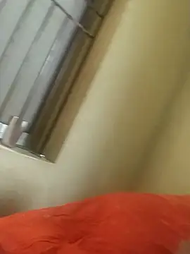 Snapshot of humtum2254 chatting on September 21, 6:13 am humtum2254 online show from September 21, 6:13 am