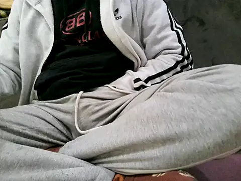 sexypunjabi26 online show from December 18, 8:10 am