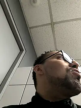 Jharicio-89 online show from September 8, 6:40 pm