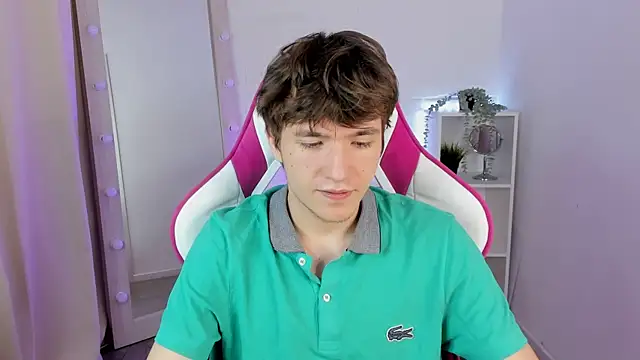 Ethan Rivers online show from October 12, 8:47 pm