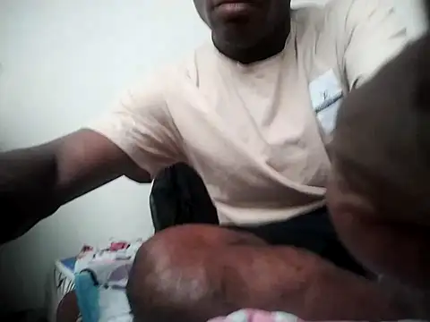 Snapshot of _yefez chatting on October 1, 8:35 pm  yefez online show from October 1, 8:35 pm