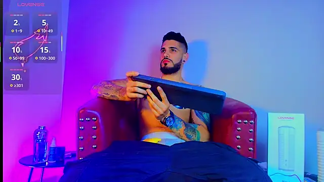 amodeus bael  online show from October 12, 8:03 pm