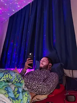 EyesNeverLies online show from February 26, 8:54 pm