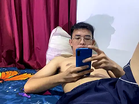 Snapshot of rand1101 chatting on October 9, 7:30 pm rand1101 online show from October 9, 7:30 pm