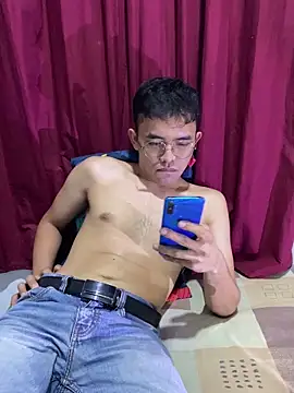 Snapshot of rand1101 chatting on September 27, 9:23 pm rand1101 online show from September 27, 9:23 pm