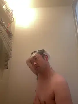 shin0689 online show from April 17, 11:40 pm