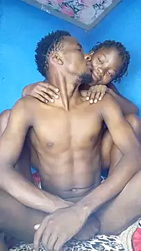 King00219 online show from February 13, 9:09 pm