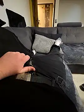 bigdicksklave online show from February 25, 8:26 am