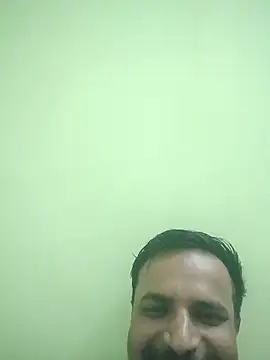 vardh033 online show from October 3, 5:07 pm