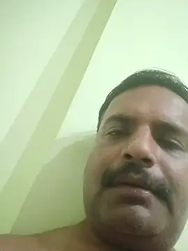 vardh033 online show from September 29, 12:35 pm