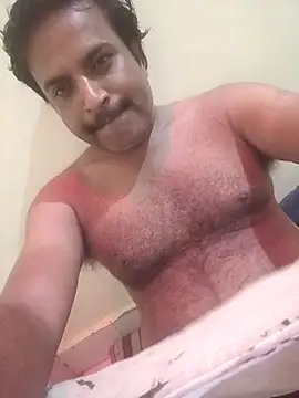 vardh033 online show from September 22, 12:22 am