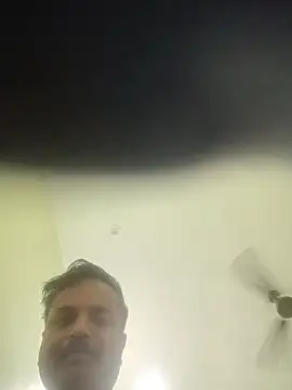 vardh033 online show from October 1, 3:27 pm