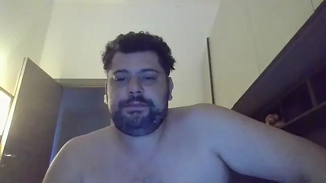 Snapshot of giuseppelovisi85 chatting on September 11, 2:16 pm giuseppelovisi85 online show from September 11, 2:16 pm