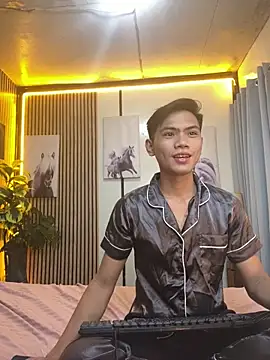 alex cummer online show from October 2, 9:24 am