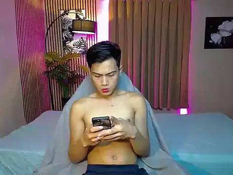 alex cummer online show from October 5, 9:02 am