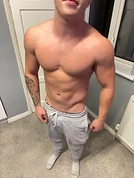 Snapshot of harleybarker chatting on October 16, 5:43 pm harleybarker online show from October 16, 5:43 pm