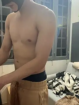 anhkiet huang online show from February 12, 2:34 pm