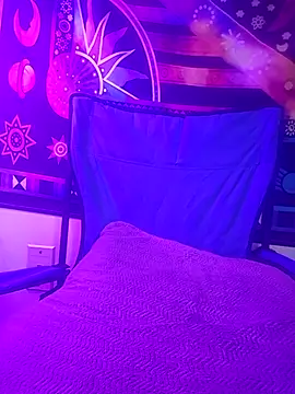 Eyelisss online show from November 26, 9:18 pm