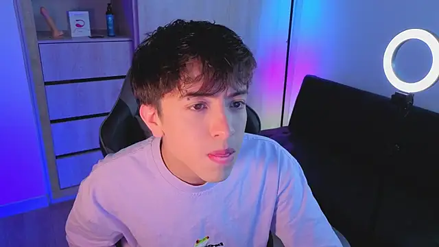 onlinenico online show from October 15, 8:16 pm