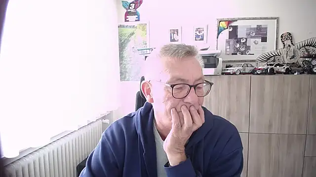 randyandy67 online show from November 10, 11:48 am