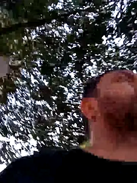 Snapshot of Alex_404040 chatting on October 10, 9:14 am Alex 404040 online show from October 10, 9:14 am