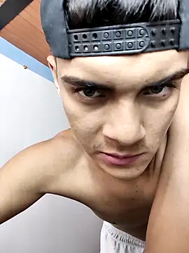 Zeusmagnos online show from October 25, 4:09 pm