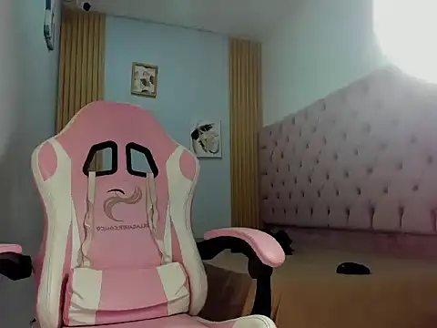 Jax Maliq online show from November 3, 3:21 am