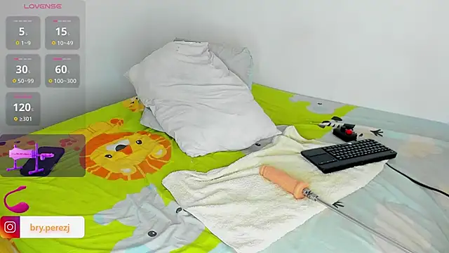 Snapshot of bryXonStorm chatting on September 25, 4:00 am bryXonStorm online show from September 25, 4:00 am