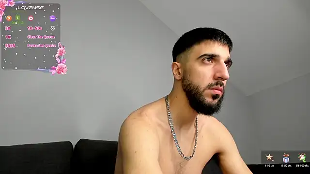 Zeyn Edwards online show from February 15, 6:19 am