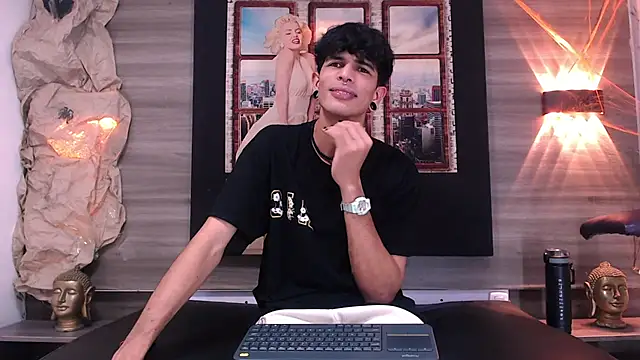 Franvill Trato online show from October 25, 7:48 pm