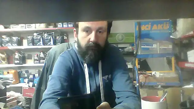 Snapshot of vihand22 chatting on September 26, 7:39 am vihand22 online show from September 26, 7:39 am