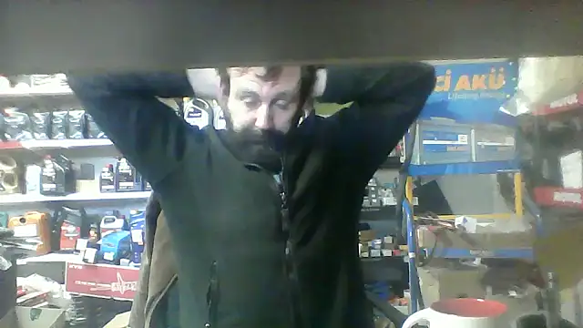 Snapshot of vihand22 chatting on October 16, 6:54 am vihand22 online show from October 16, 6:54 am