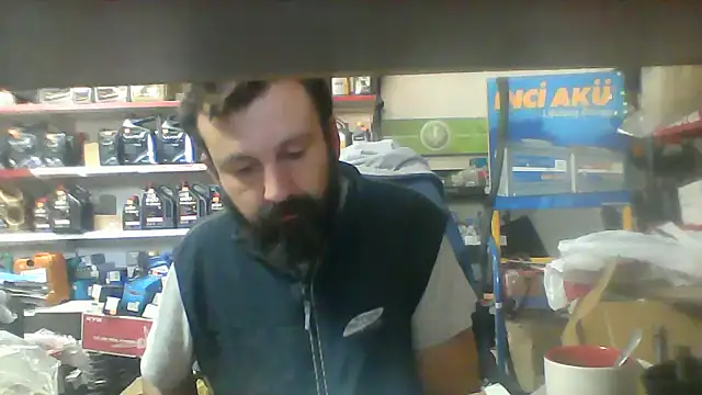 Snapshot of vihand22 chatting on September 24, 7:18 am vihand22 online show from September 24, 7:18 am