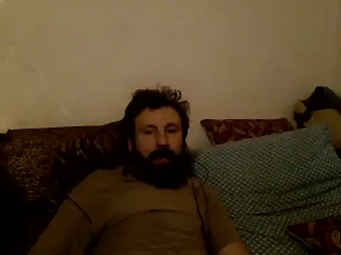 Snapshot of vihand22 chatting on October 5, 9:52 pm vihand22 online show from October 5, 9:52 pm