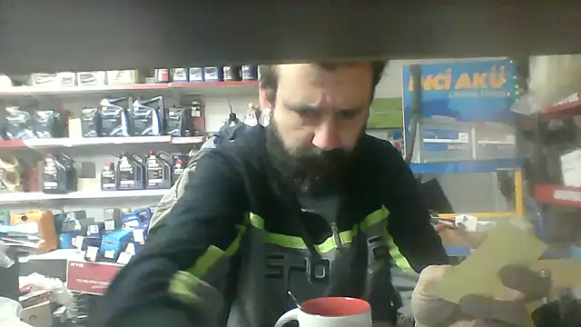 Snapshot of vihand22 chatting on September 25, 7:18 am vihand22 online show from September 25, 7:18 am