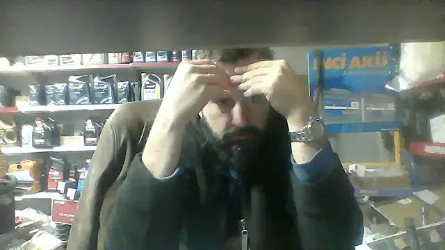 Snapshot of vihand22 chatting on October 28, 12:51 pm vihand22 online show from October 28, 12:51 pm