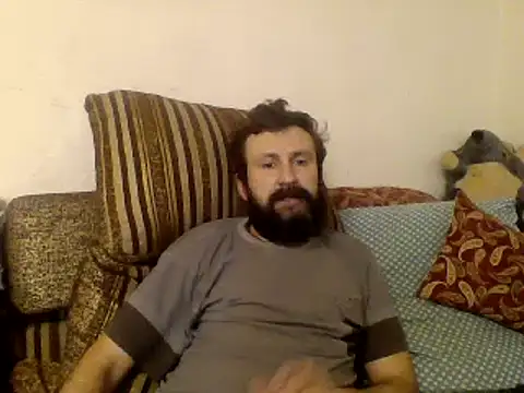 Snapshot of vihand22 chatting on October 9, 2:11 pm vihand22 online show from October 9, 2:11 pm