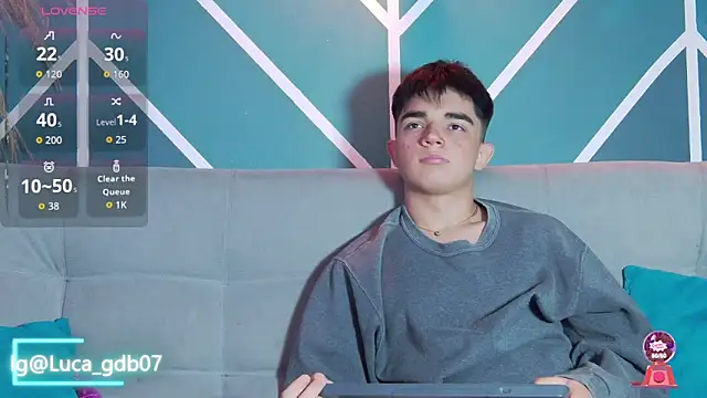 Snapshot of LucaDelart chatting on October 22, 12:53 pm LucaDelart online show from October 22, 12:53 pm