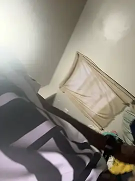 SucculentSexiness0 online show from April 18, 12:23 am